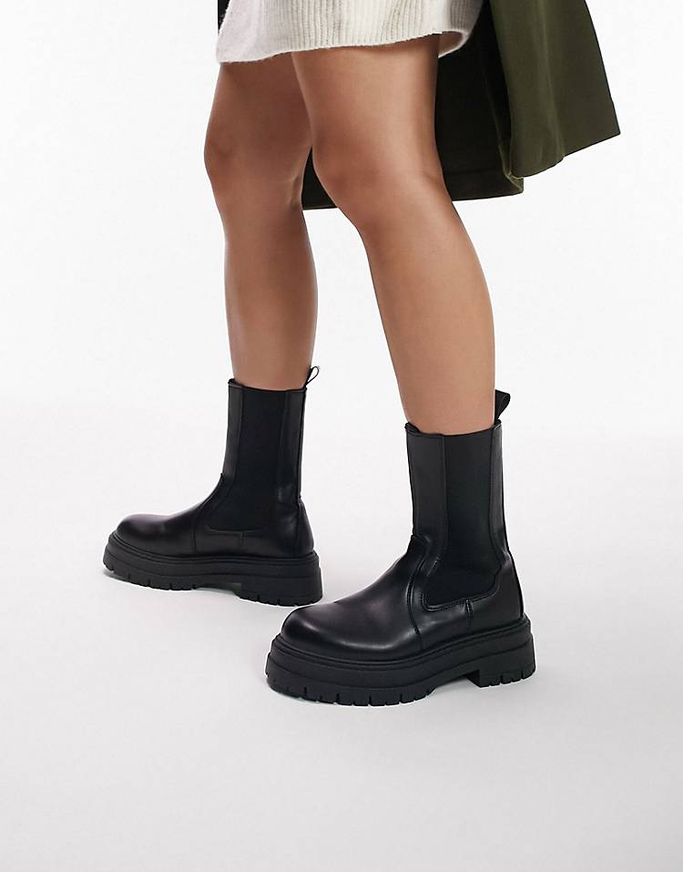 Topshop Kiki pull on chelsea boot in black